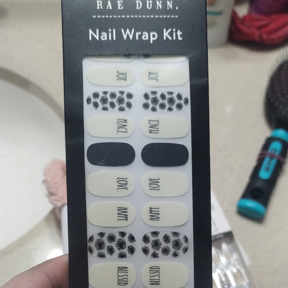 Rae Dunn Nail Wrap Kit - Black and White